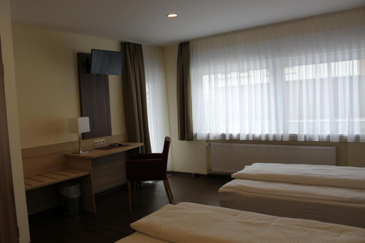 Gastehaus Anton Hotel Oberursel Zewnętrze zdjęcie